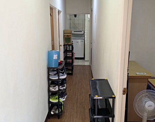 致理正後門向陽早午餐店巷子新雅房:自租附垃圾資源回收代收 - Image 10