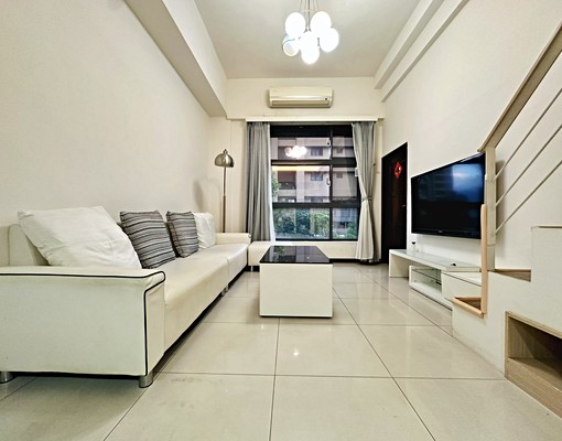 ［台北ｈｉｇｈ客］重陽重劃區．挑高３米６．兩房坡平車 - Image 2