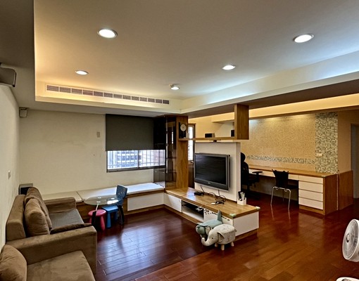 🌟3+1房含平車◎文心大鎮#中山醫#大慶車站 - Image 1