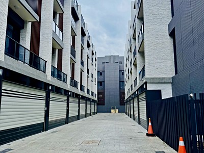 仰德重劃區|價甜|全新電梯透天|