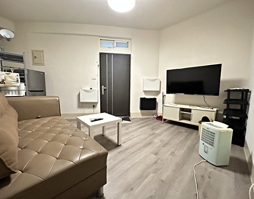 正市區靜巷一樓💯舒適一房一廳💯漂亮屋況💯可租補 - Image 2