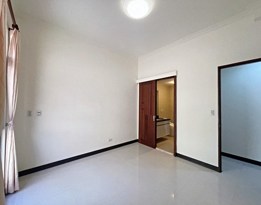 板橋車站,邊間大面採光正2房,可租車位可寵 - Image 14