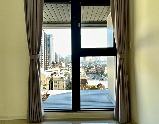 入住台中正七期中心邊間視野全新兩房車 - Image 2