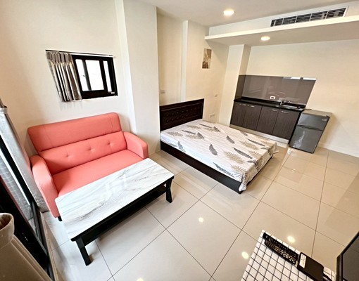 中國醫🍂可雙租補✨可養貓咪✨衛浴開窗✨陽台獨洗✨室內大空間 - Image 4