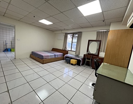 南投市區「上毅城堡」二房附傢俱+平車位出租. - Image 5