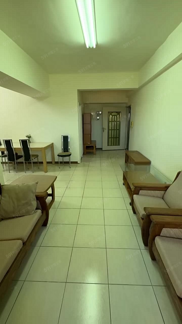 正德國中旁藍海名廈社區 - Image 1