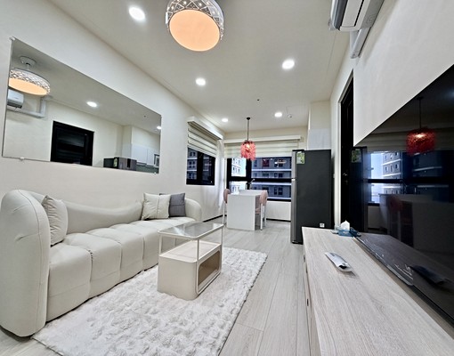 入住愛琴海🍓全新精美裝潢2房出租🍓含管理費 - Image 1