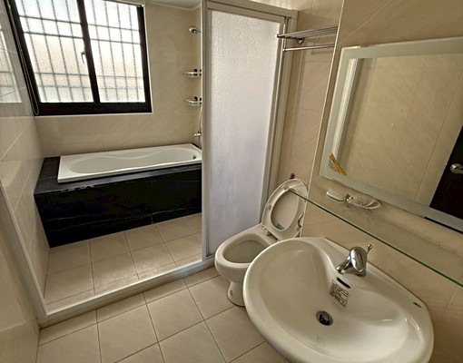 ✨泉宇仰沐✨靜宜商圈、近台灣大道🉑租補🉑入戶籍 - Image 9