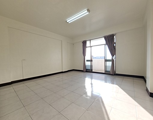 ⭐永康近永大路４房透天空屋⭐店住、住辦、辦公 - Image 12