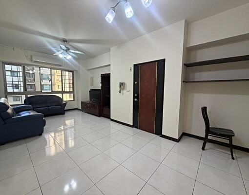 社宅租補🔅十八甲台北陽光日光區三房車🔅五泰-小豪🏠 - Image 1