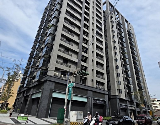 英明商圈三角窗全新黃金店舖 - 591租屋網 - Image 1