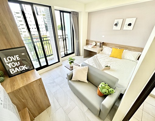 整棟超夯🍁別遺失我外衣🍁租屋補助🍁乾溼衛浴🍁室內機車 - Image 1