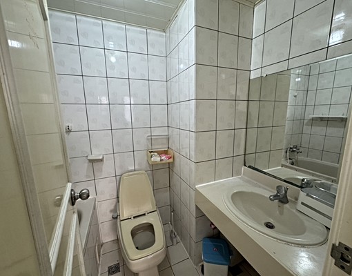 ✨ 國泰商圈!採光3房+車位✨ - Image 7