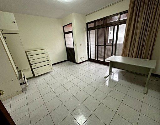 近74車庫美墅|四房好利用|社區環境好|雙出入口|中庭散步| - Image 6