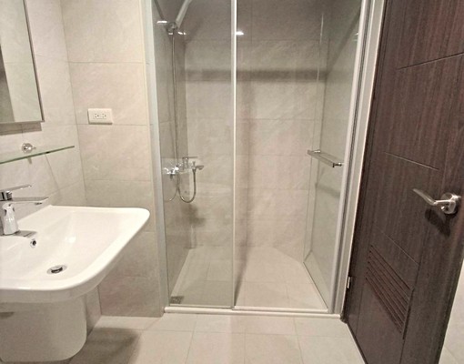 租華尚ART|挑高店面租金含管|適美容/教室/零售 - Image 14