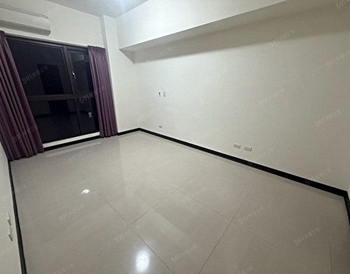 府中漂亮大三房+平面車位 - Image 2