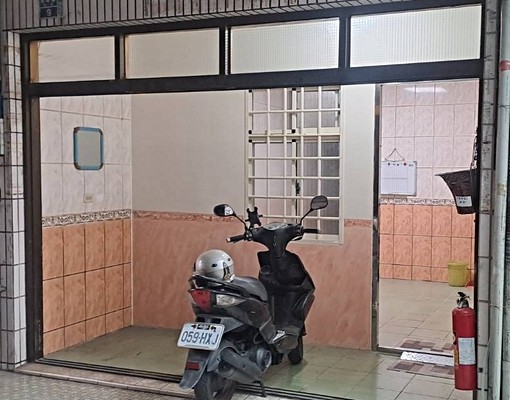 鄰近高美館.市區便利,巷內寧靜生活機能佳,獨立套房出租 - Image 5