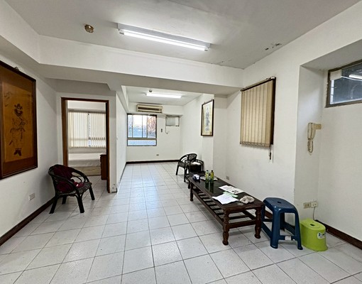 可租補📍北屯松竹商圈一樓4房樓中樓、有後私人花園🌟 - Image 6