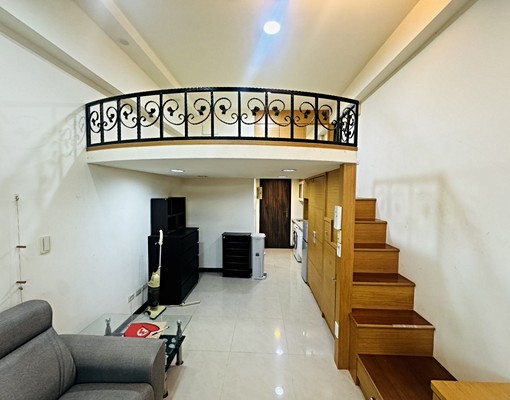 七張捷運樓上套房,出站就到家 - Image 2