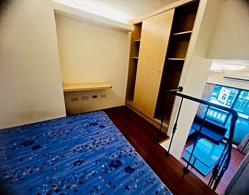 中國醫旁✨一中商圈✨超級便宜✨現況超好✨樓中樓超級大空間 - Image 3