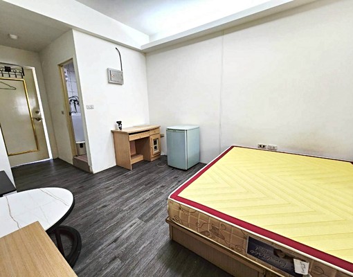 西屯逢甲夜市高檔電梯套房🤩可租補🤩有管理員👍獨洗曬👍 - Image 3