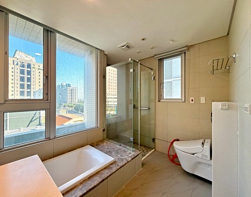 三面採光正三房|系統收納|獨立更衣室|浴缸| - Image 11