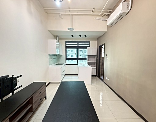 育樂街三房稀有釋出|高樓層+平面車位|走路到一中、中友 - Image 5