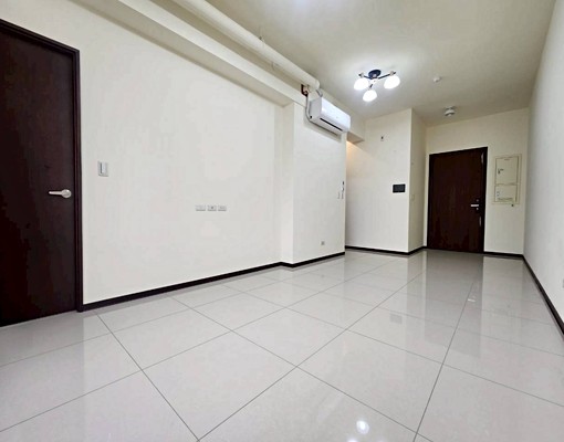 免佣)土城運動中心【電梯2房1廳】可補助★含車位 - Image 2