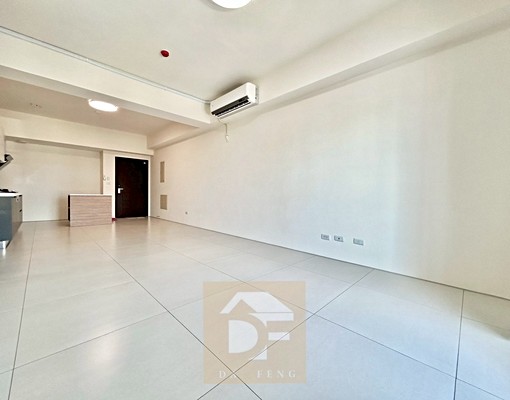 🌟近火車站🌟稀有高樓層採光大三房🌟附平車 - Image 2