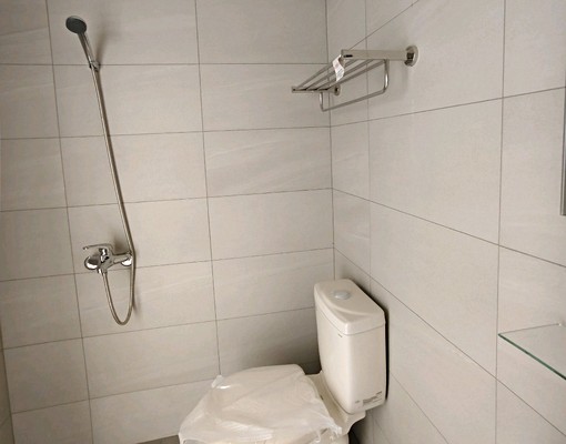 2樓工作室出租2間,全新裝修,無障礙廁所,面對景德路採光特佳 - Image 14