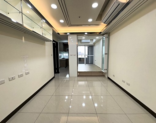 ★仁義重劃區~仁仁愛高樓1+1房(可短租)★ - Image 2