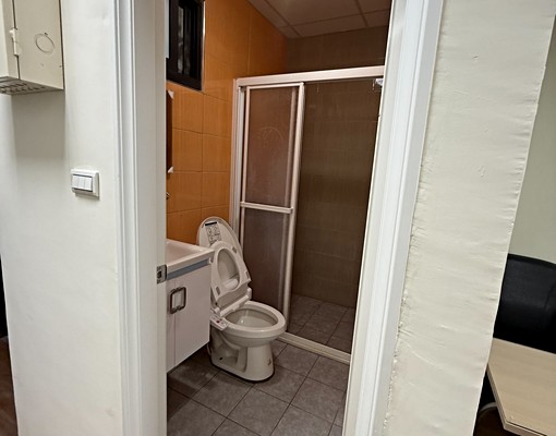 ***善化獨立套房出租<安全舒適>適合公司行號承租*** - Image 4