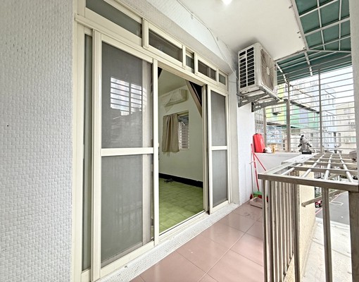 三民高中站7分.光華路.中正路.和平路.忠孝路.可租補. - Image 1