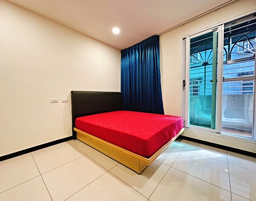 近遠東廣場/官方賴預約時間/詳情文宣說明 - Image 1