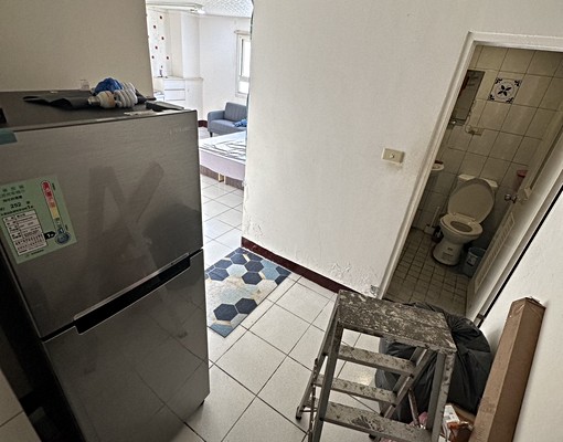 南門市場夜市寵物開窗電梯獨洗套房含管垃圾代收 - Image 5