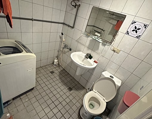 南門市場夜市寵物開窗電梯獨洗套房含管垃圾代收 - Image 7