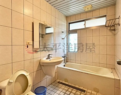 果貿大四房柱邊大平車,可寵 - Image 10