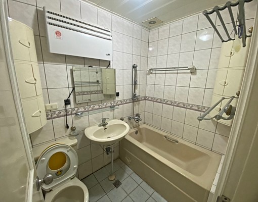 台中高工工學市場旁/全新粉刷裝潢三房平車/可租補可入戶可談寵 - Image 13