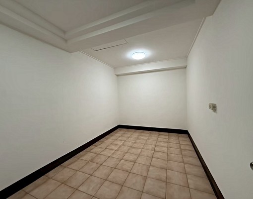 公寓5樓租金很便宜18000可申請租屋況好前後陽台3/2/2 - Image 1