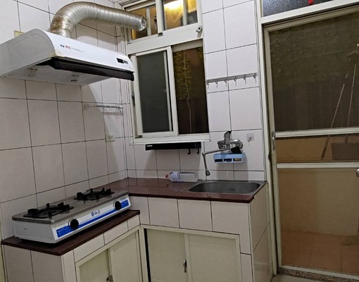 幸福路*方正美三房*電器家具俱全*可租補 - Image 6