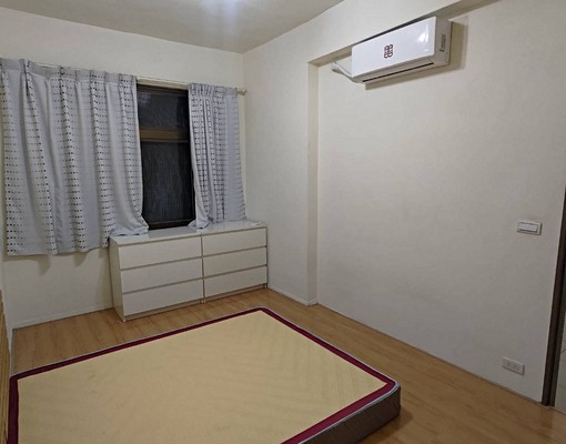 幸福路*方正美三房*電器家具俱全*可租補 - Image 4