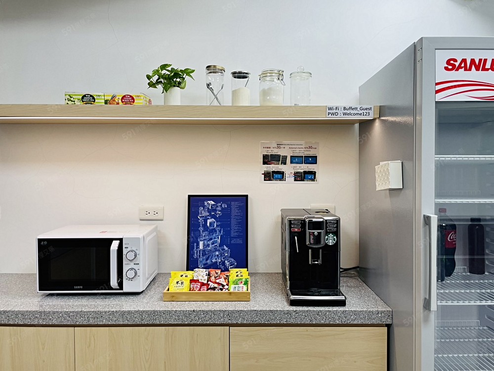 星巴克咖啡豆現磨咖啡及茶水無限享用,隨時補充能量