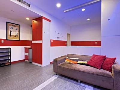 【大眾物業】高雄85大樓~商務時尚大套房(一房一廳)