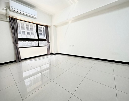 貓友善|可租補|含管理費|昌隆上旺社區三房平車 - Image 2