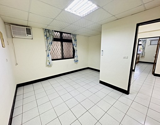 🌊可租補可報稅|稀有一樓大3房室內車庫 - Image 6