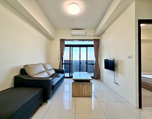 稀有露臺戶兩房💥近鹿峰夜市寵物友善✨️社會住宅可租補 - Image 1