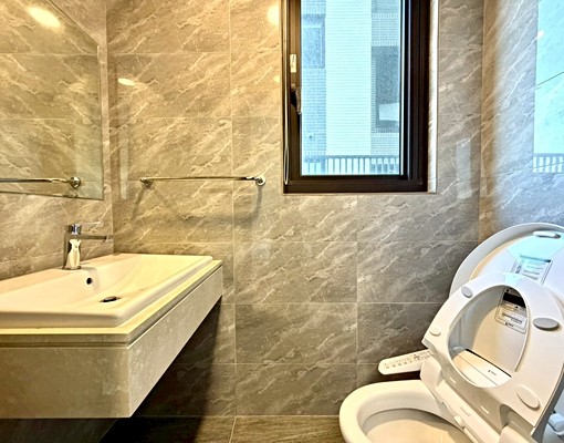 稀有露臺戶兩房💥近鹿峰夜市寵物友善✨️社會住宅可租補 - Image 14