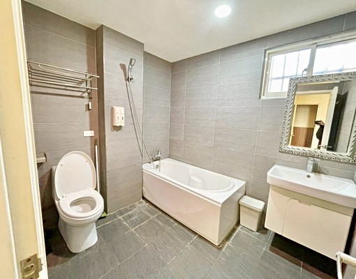 秒殺包水包電✨可租補✨網路第四台✨浴缸✨陽台獨洗曬 - Image 9