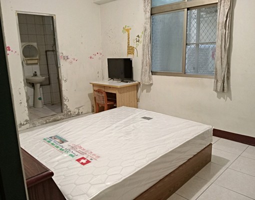 草悟道二樓套房免仲介費含水網路20台電視節目 - Image 10