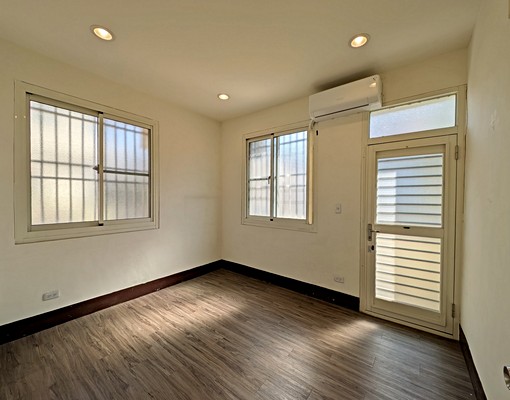 【社宅可租補入籍】★逢甲商圈大透天★免仲 - Image 13